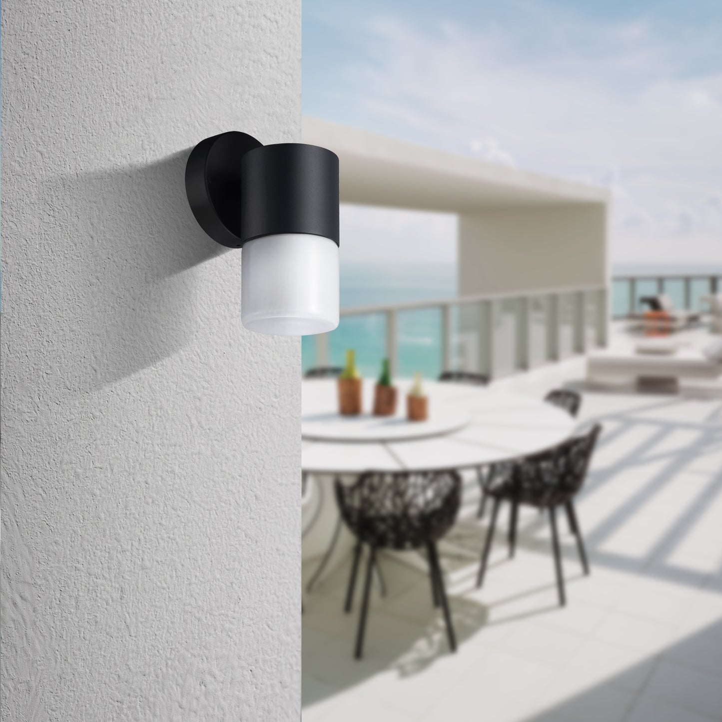 Palo Seco 1 Series / Outdoor Wall Mounted 1 - Down Aluminum Light