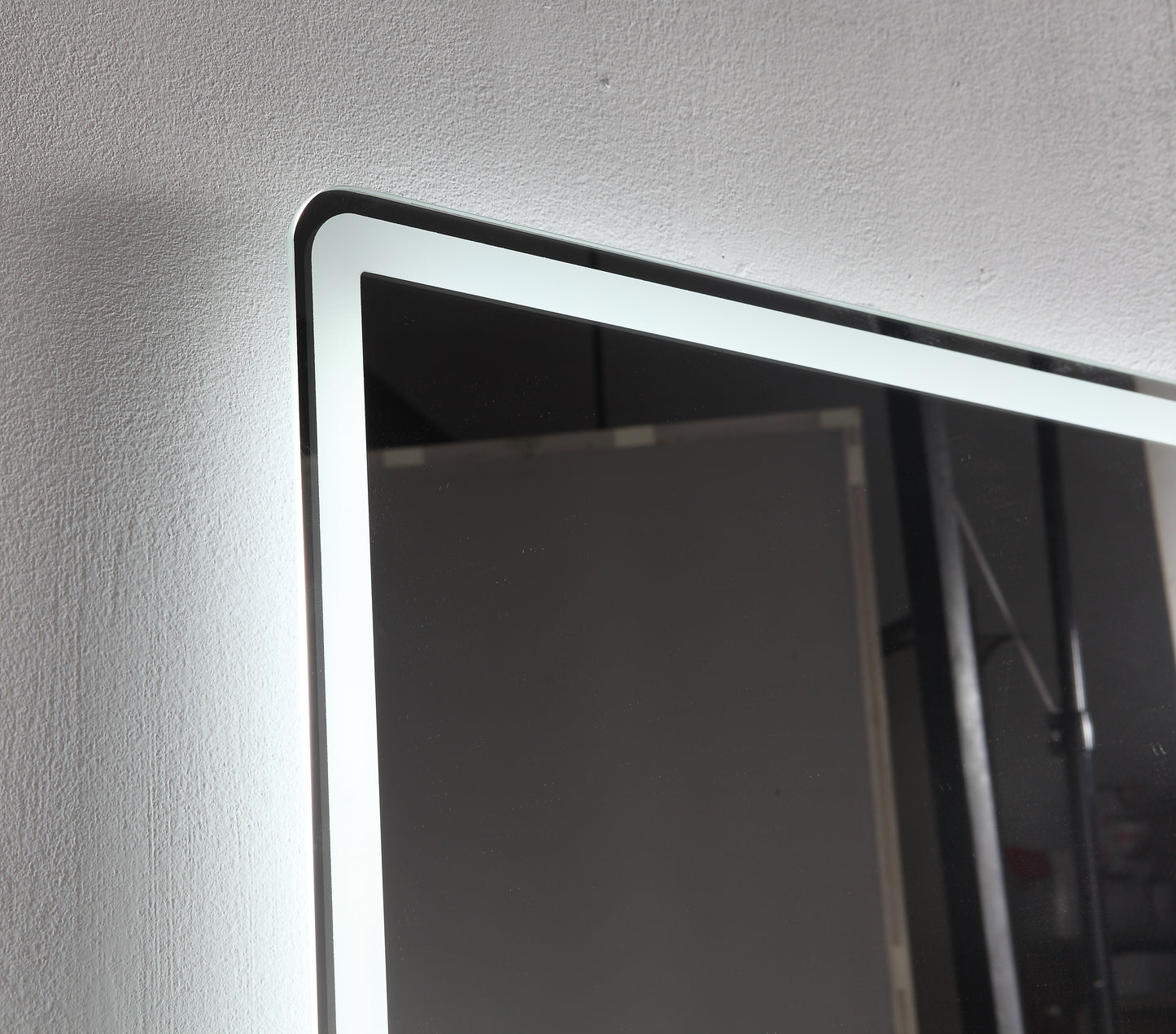 LED MIRROR  28" X 40" SI5607