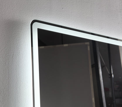 LED MIRROR  28" X 40" SI5607